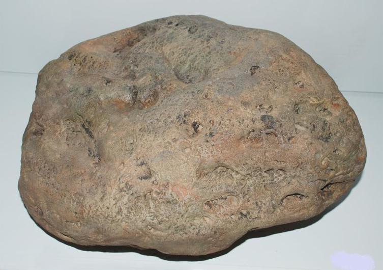 River Stone I 42x36x20 cm